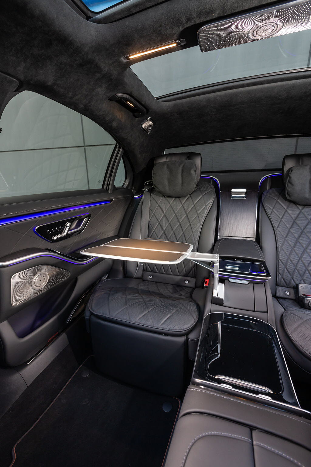 Intérieur VIP Mercedes Classe S - Espace arrière premium, finitions cuir et bois précieux